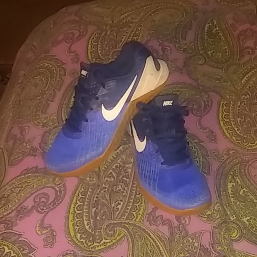 Nike shoes
